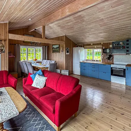 بيت للعطل 3 Bedroom Amazing In ليلّيهامّير